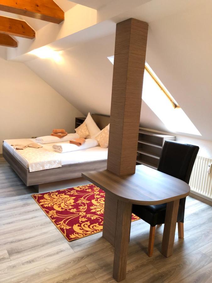 Pension Goldenes Vogtland Adorf Екстер'єр фото