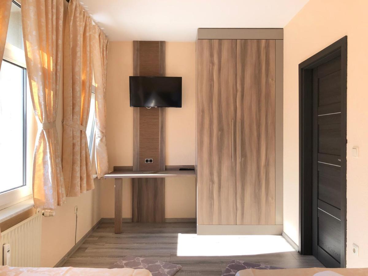 Pension Goldenes Vogtland Adorf Екстер'єр фото