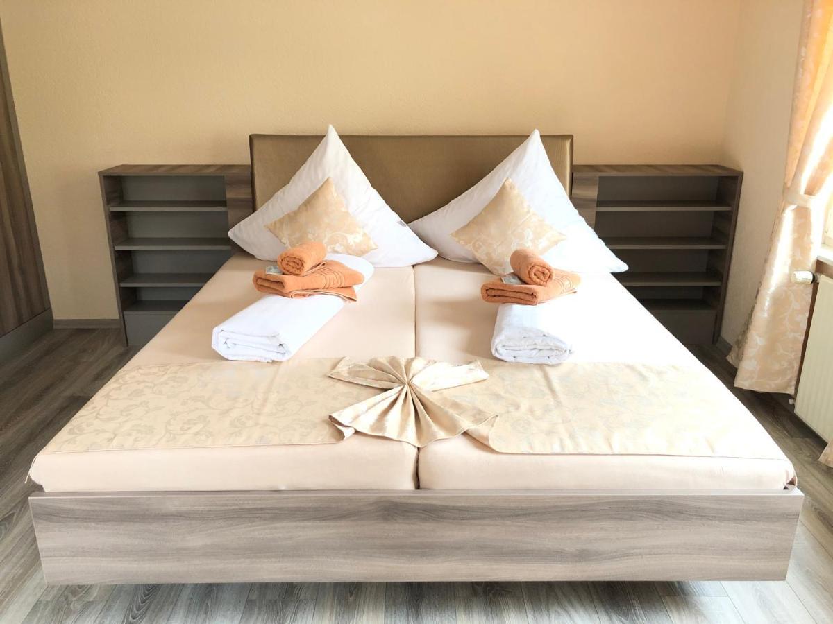 Pension Goldenes Vogtland Adorf Екстер'єр фото